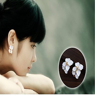 Female zircon earrings earrings, fashion zircon steel, white represents